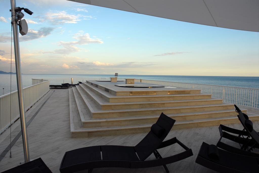 Grand Hotel L'Approdo Terracina Eksteriør billede