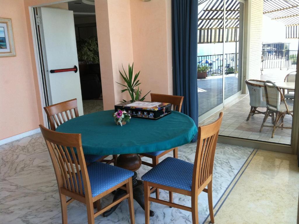 Grand Hotel L'Approdo Terracina Eksteriør billede