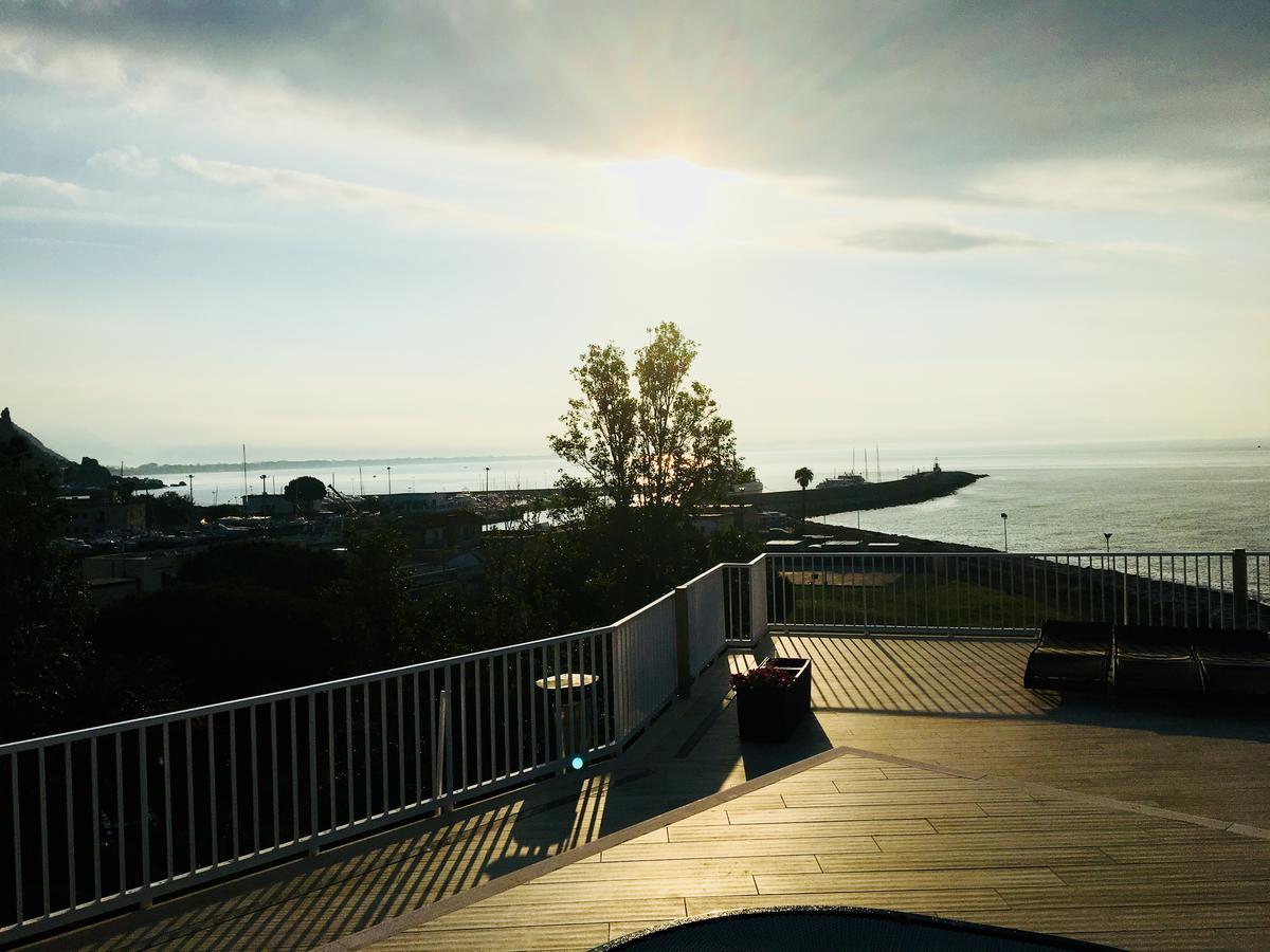 Grand Hotel L'Approdo Terracina Eksteriør billede