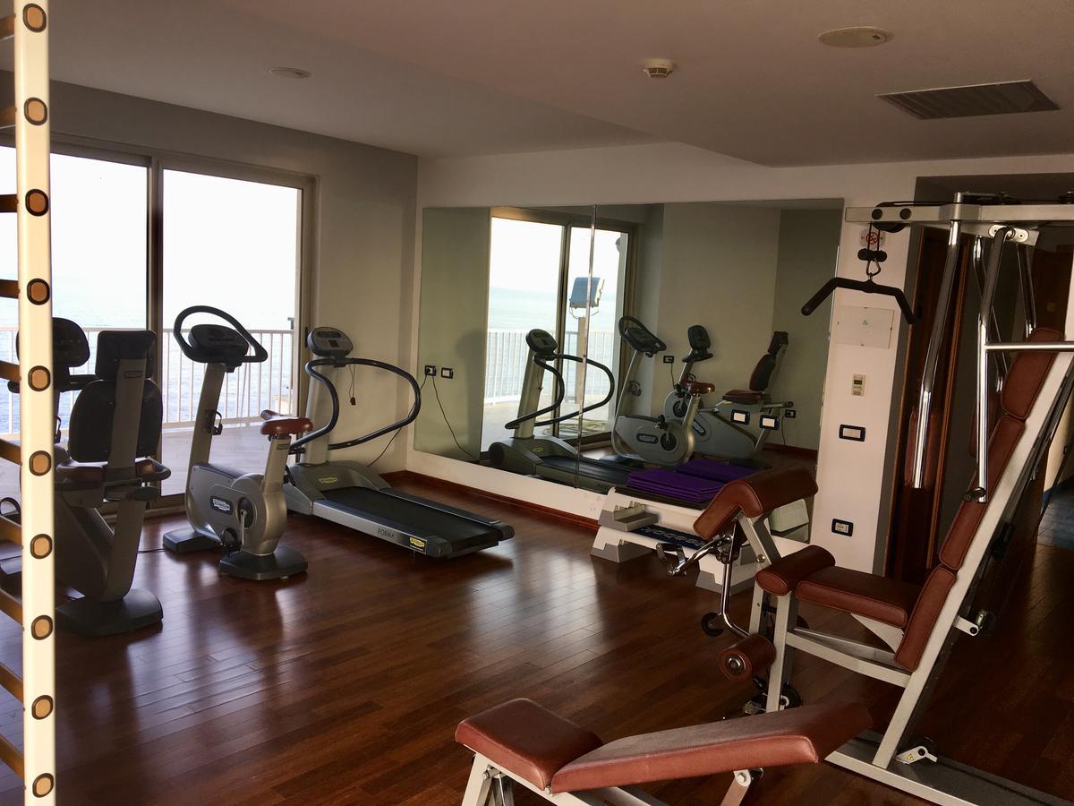 Grand Hotel L'Approdo Terracina Eksteriør billede