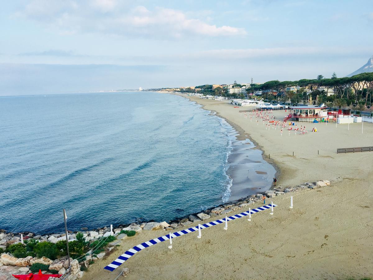 Grand Hotel L'Approdo Terracina Eksteriør billede