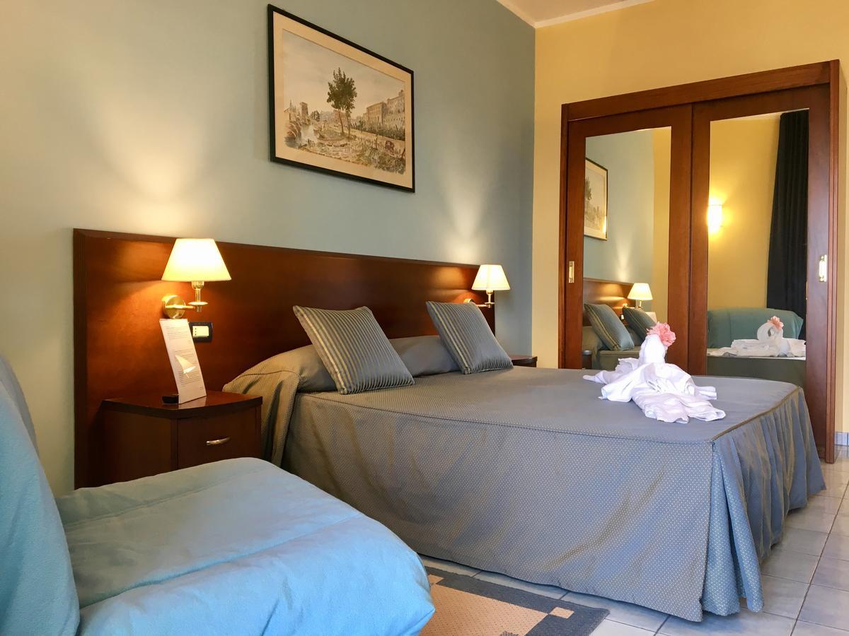 Grand Hotel L'Approdo Terracina Eksteriør billede